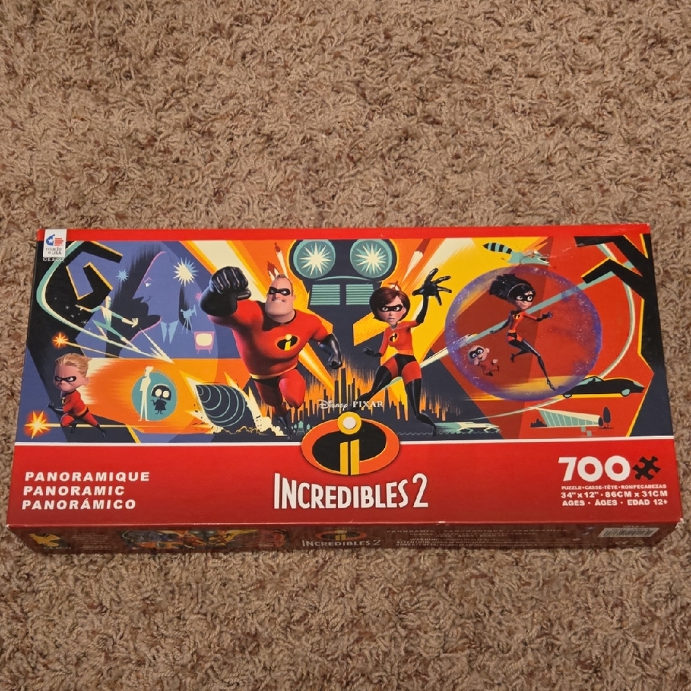 Disney Pixar Incredibles 2 Puzzle - 700 Pieces